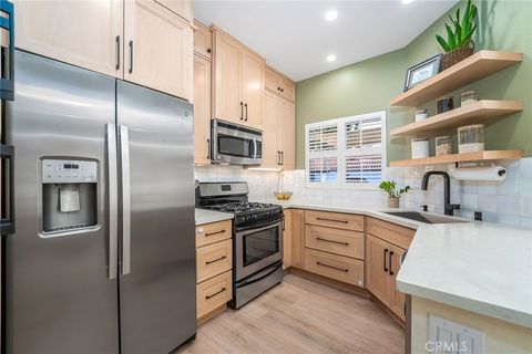 Photo of 6 Dianthus, Rancho Santa Margarita, CA 92688 (MLS # OC26020199)