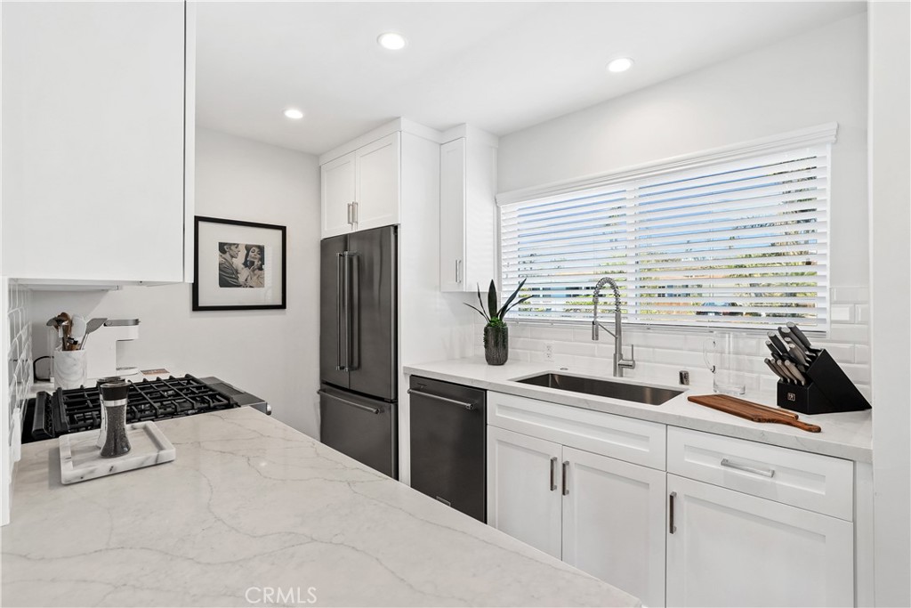 Corona Highlands (CORH) - Residential Lease