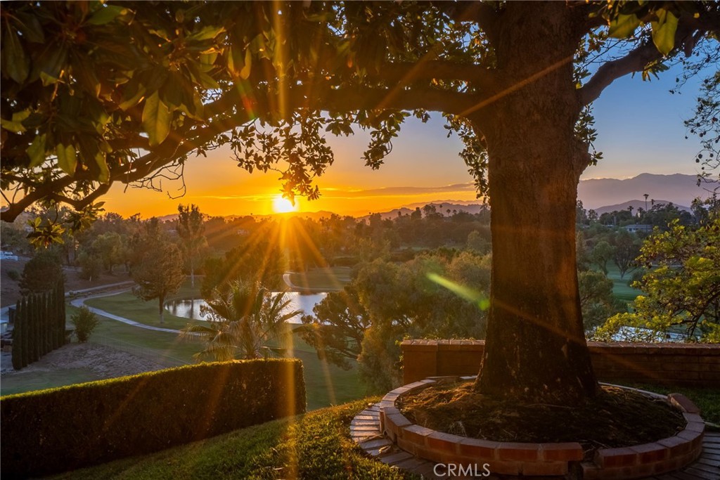 2121 Arroyo Drive