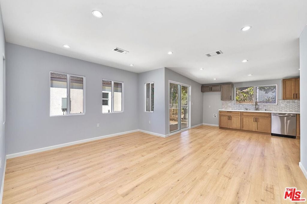 708 N El Molino Avenue