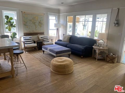 Photo of 2402 4th Street #12, Santa Monica, CA 90405 (MLS # 26671333)