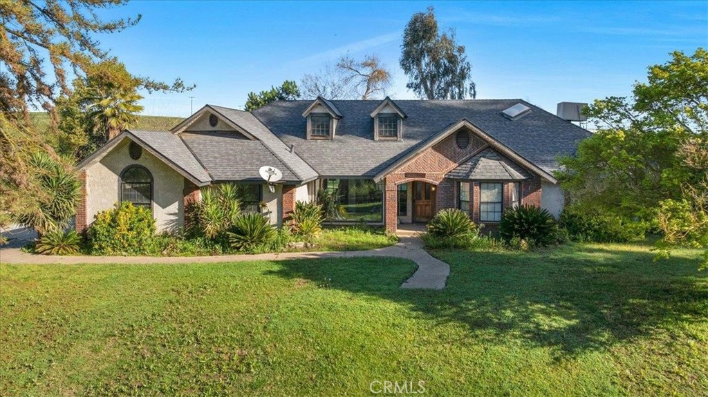 Discover serenity on the banks of the San Joaquin River with this exceptional 30-acre property, featuring a custom-built 3 bedroom, 2 bath home.
The property is a true nature lover's paradise, with scenic nature trails weaving through lush foliage, private ponds providing a peaceful escape just outside your door and abundant wildlife. Whether you're enjoying the tranquility of the landscape or exploring the trails, this is a retreat that celebrates the beauty of the outdoors.
The home itself is spacious, with a beautifully updated kitchen featuring granite countertops and an open, airy layout that flows into the spacious great room. A stunning fireplace in the great room adds cozy ambiance, perfect for relaxing or entertaining guests.
You'll appreciate the large shop for storing equipment and toys. Spend your days exploring the grounds where endless possibilities await, whether creating your own private retreat or envisioning an exclusive outdoor venue.
Embrace riverside living combined with the freedom to customize this unique property to suit your dreams. Located 10 minutes away from Veteran's Blvd and The Marketplace at El Paseo shopping center. Schedule your private tour today and check out the potential of this extraordinary estate.