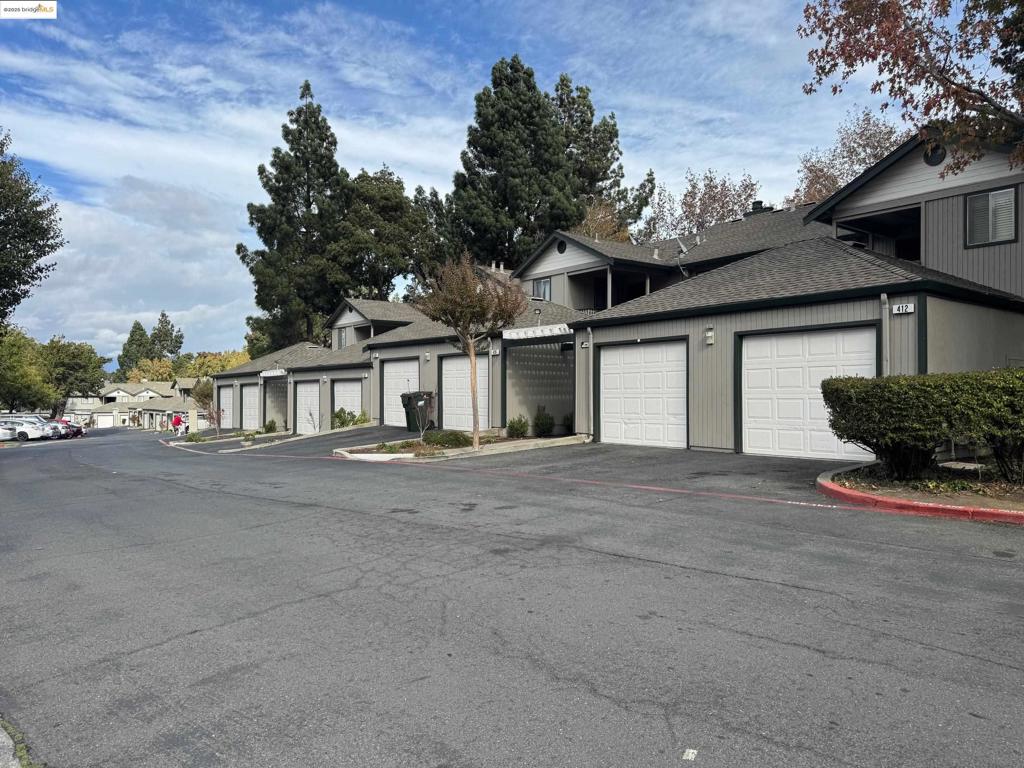 WESTWOOD VILLAGE - Residential