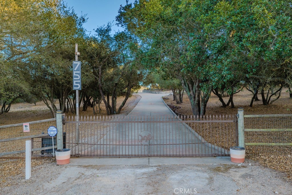 755 Willow Road
