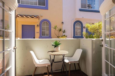 Tiny photo for 1435 Robinson Ave Ave, San Diego, CA 92103 (MLS # 260005380SD)