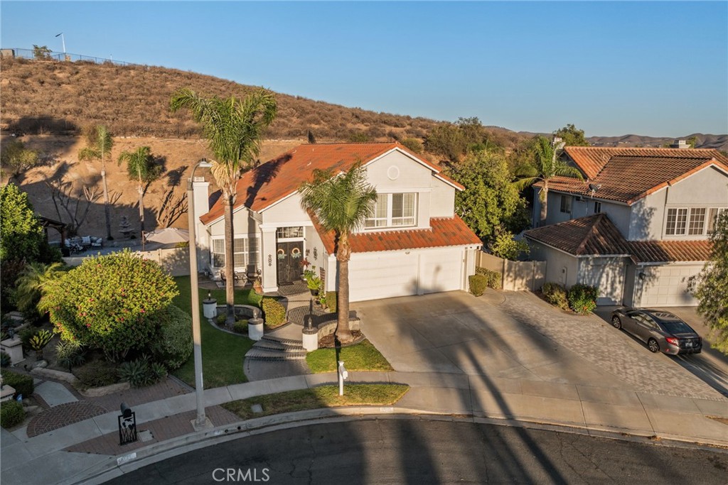 1111 La Salle Circle
