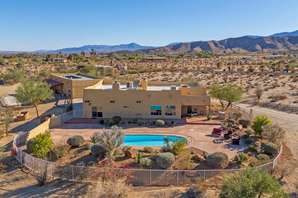 listing image 130724424721521886161