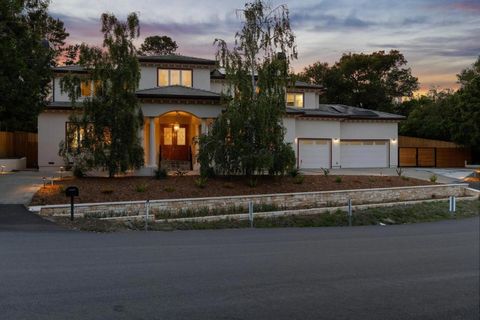 Photo of 544 Sunset Way, Redwood City, CA 94062 (MLS # ML82044393)