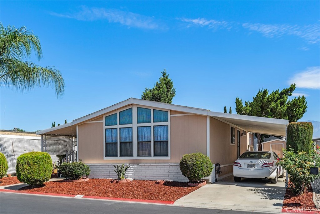1456 E Philadelphia St Spc 136