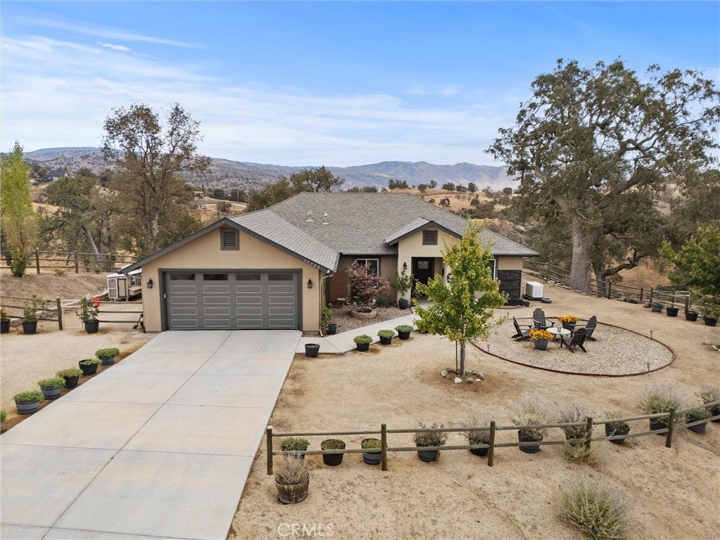 17900 Tejon