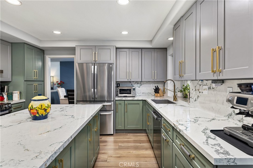 La Verne, California, 91750, United States, 5 Bedrooms Bedrooms, ,3 BathroomsBathrooms,Residential,Active,2051992