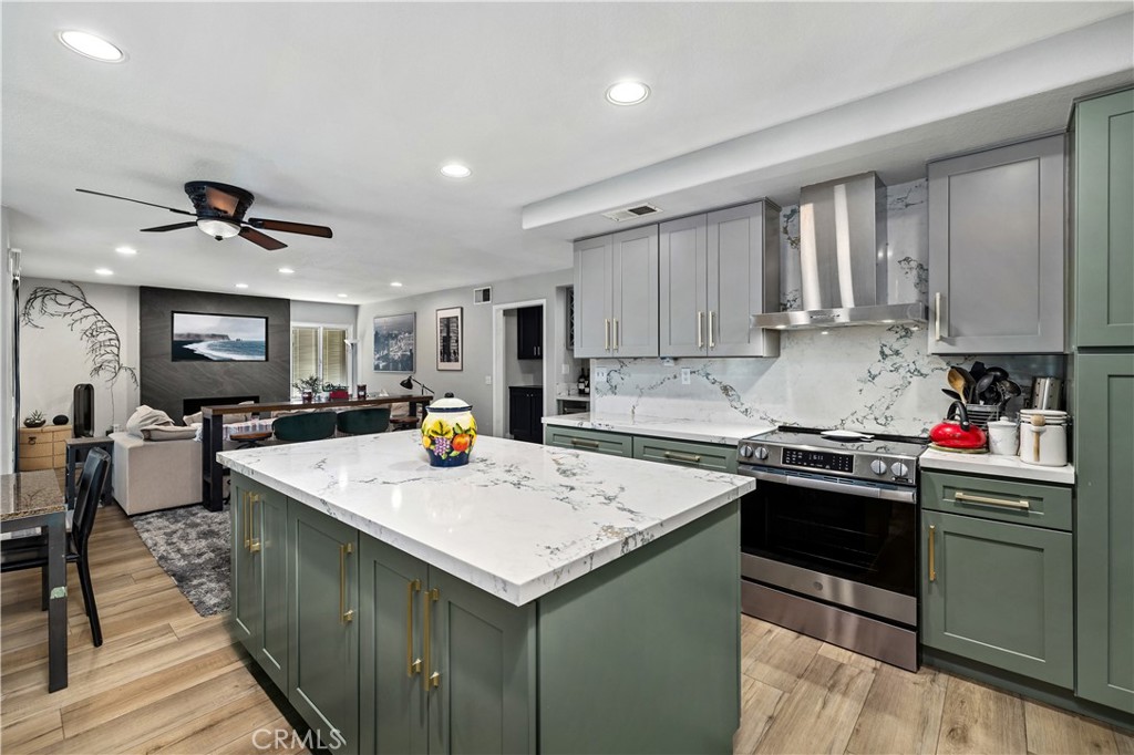 La Verne, California, 91750, United States, 5 Bedrooms Bedrooms, ,3 BathroomsBathrooms,Residential,Active,2051992