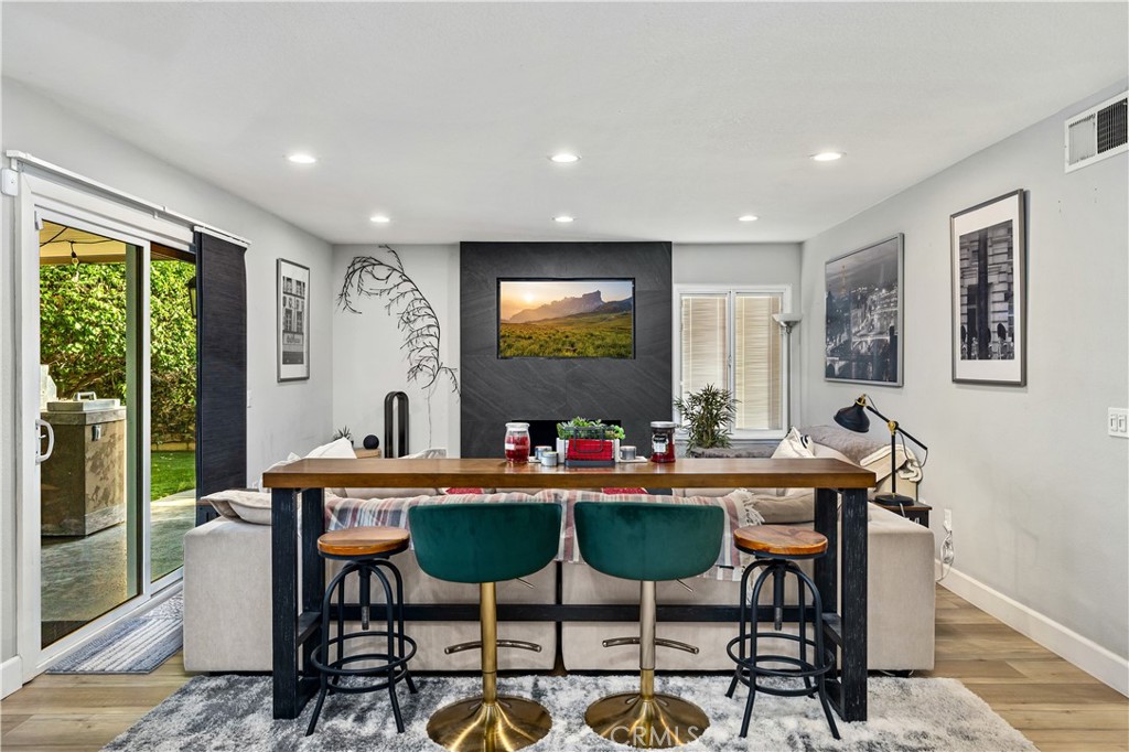 La Verne, California, 91750, United States, 5 Bedrooms Bedrooms, ,3 BathroomsBathrooms,Residential,Active,2051992