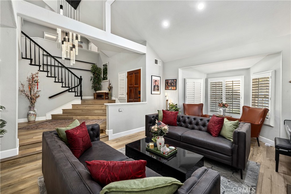 La Verne, California, 91750, United States, 5 Bedrooms Bedrooms, ,3 BathroomsBathrooms,Residential,Active,2051992