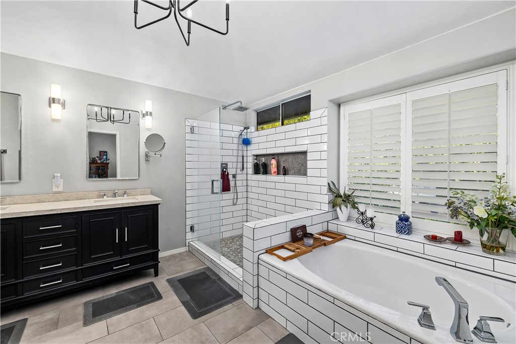La Verne, California, 91750, United States, 5 Bedrooms Bedrooms, ,3 BathroomsBathrooms,Residential,Active,2051992