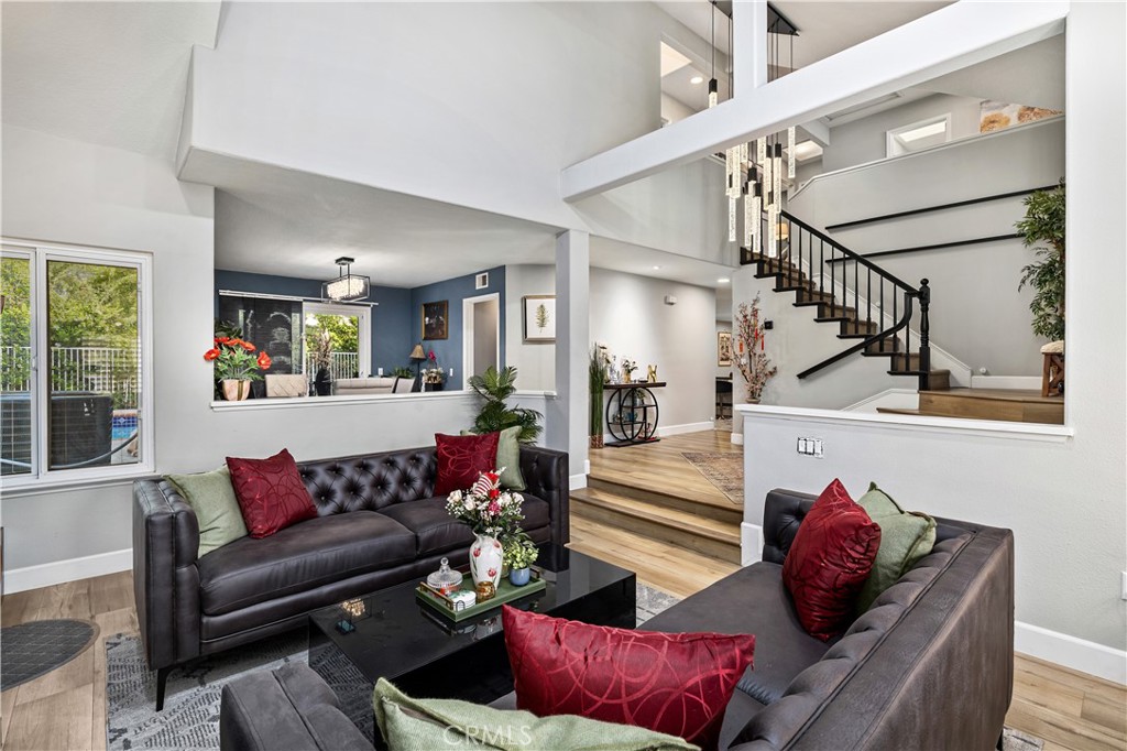 La Verne, California, 91750, United States, 5 Bedrooms Bedrooms, ,3 BathroomsBathrooms,Residential,Active,2051992