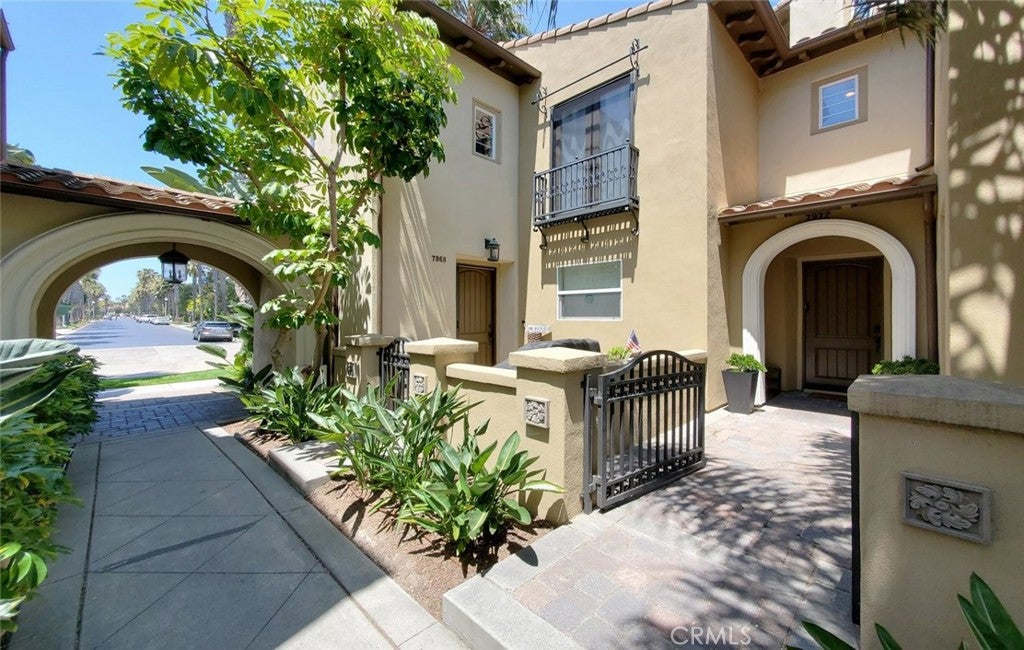 7972 Aldea Circle