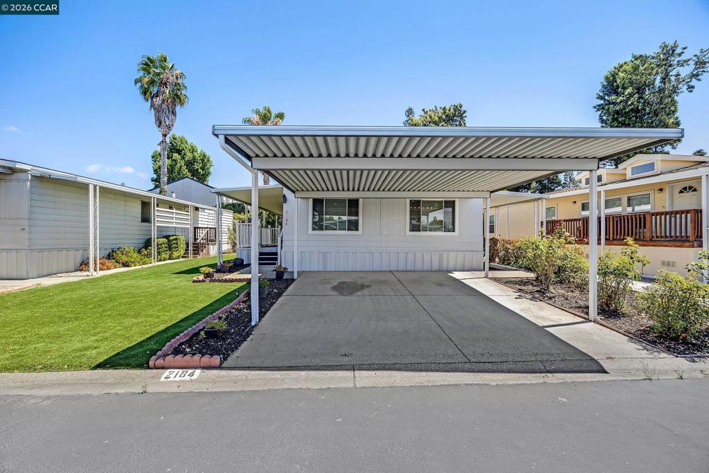 2184 Dalis Drive