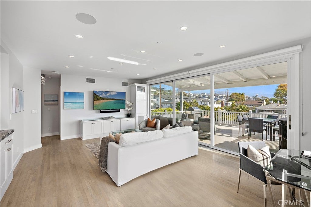 166 Fairview, Laguna Beach CA 92651 - Photo 35