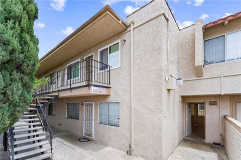 935 W Bishop Street Santa Ana CA 92703