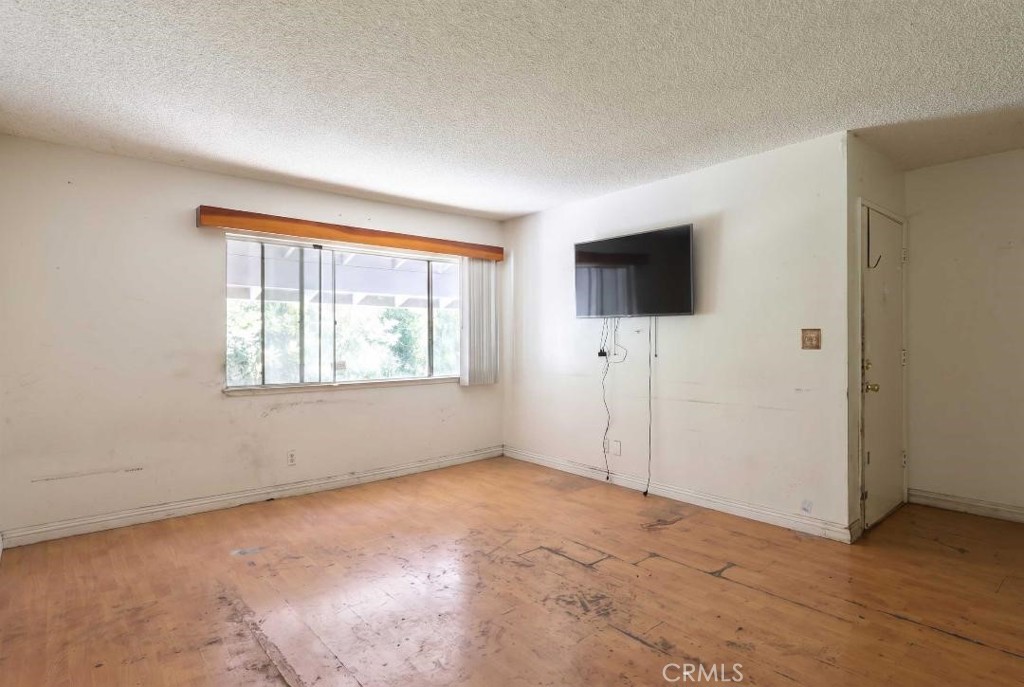 1250 s brookhurst street 2006