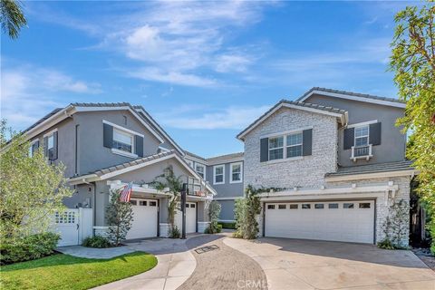 19635 Larchmont Circle Huntington Beach CA 92648