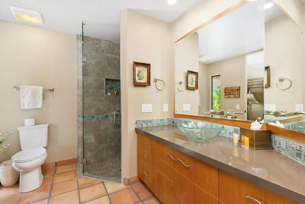 Los Estados - Residential Lease