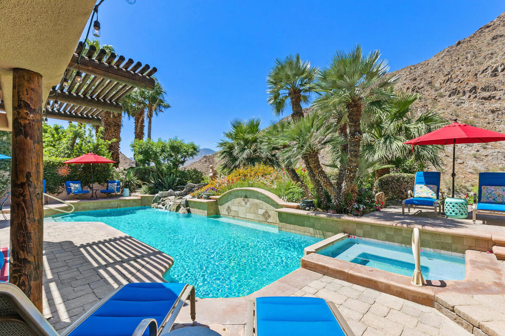 Los Estados - Residential Lease