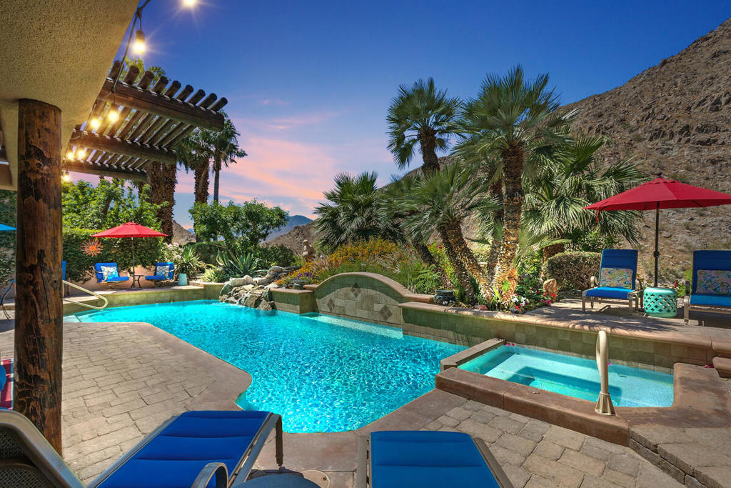 Los Estados - Residential Lease