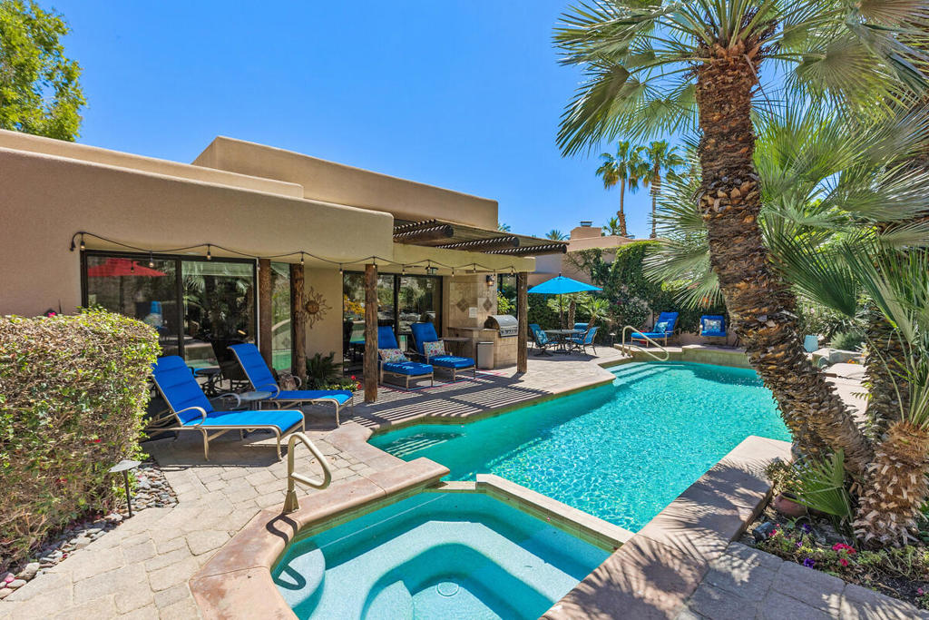 Los Estados - Residential Lease