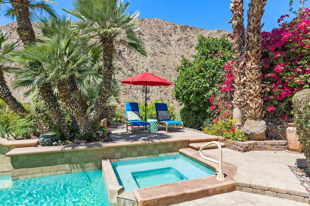 Los Estados - Residential Lease