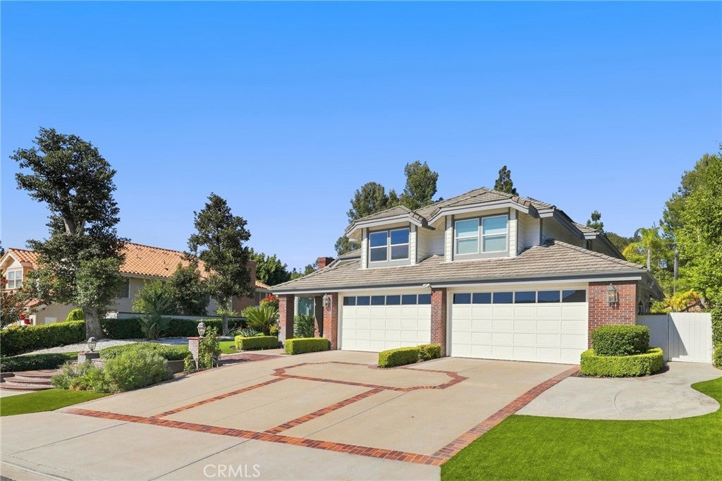 5 Estates Drive