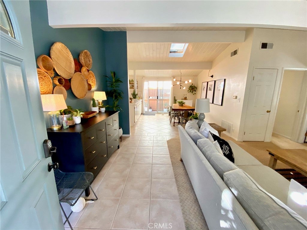 26755 Avenida Las Palmas