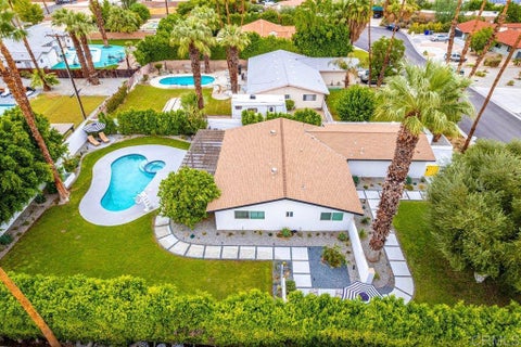 Photo of 44615 San Onofre Avenue, Palm Desert, CA 92260 (MLS # NDP2609466)
