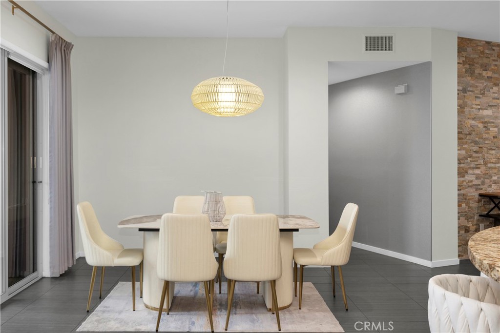 21 Gramercy 220