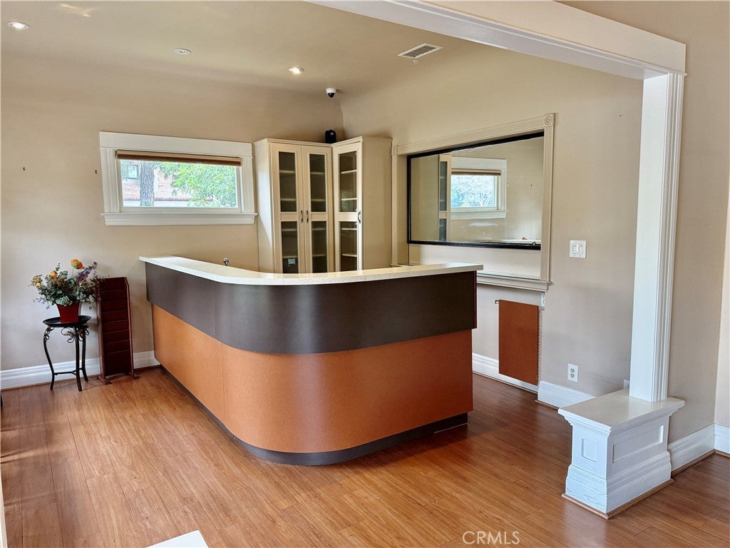 146 E Walnut Avenue