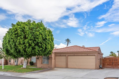 Tiny photo for 46664 Via Celeste, Indio, CA 92201 (MLS # 219152369DA)