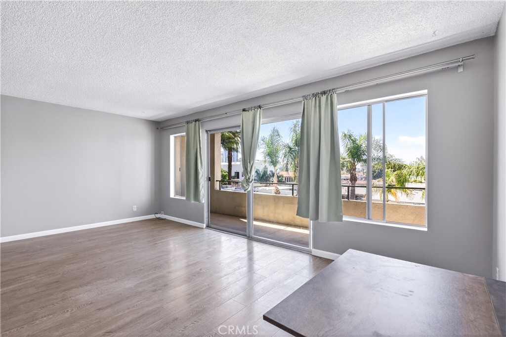 1187 East 3rd Street 305