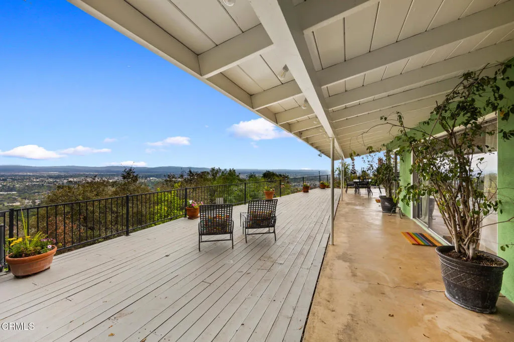 Sierra Madre, California 91024, United States, 3 Bedrooms Bedrooms, ,3 BathroomsBathrooms,Residential,Active,98305