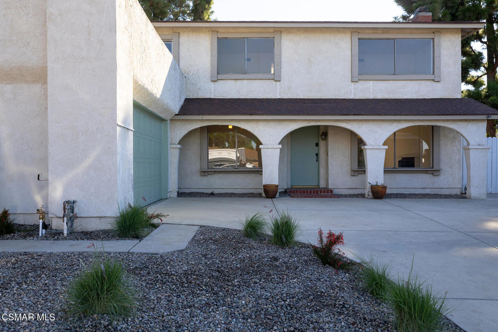 2442 N Alden Street