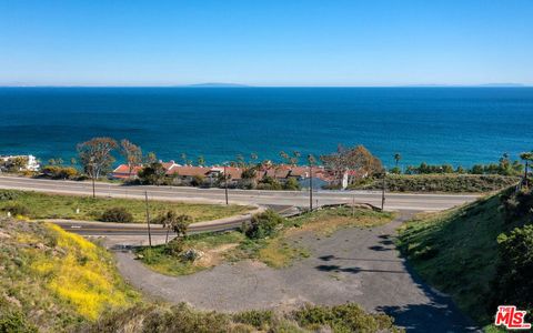 Photo of 6445 Latigo Canyon Road, Malibu, CA 90265 (MLS # 26738507)