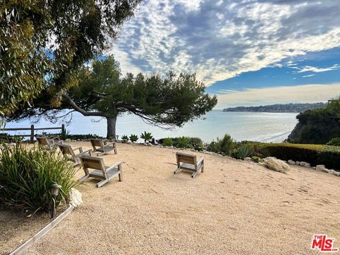 Photo of 27500 Pacific Coast Highway, Malibu, CA 90265 (MLS # 25624115)