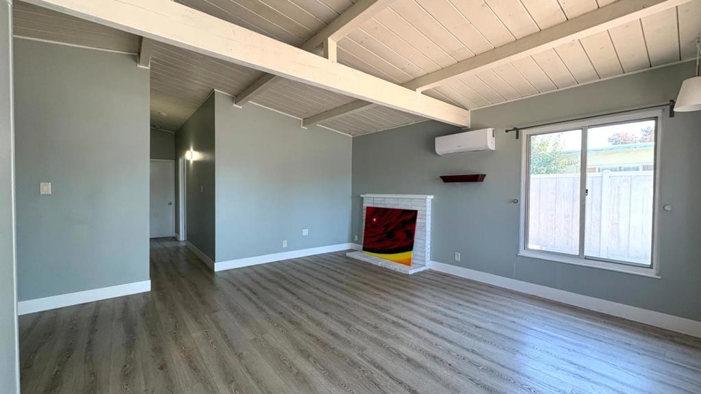 160 Roswell
