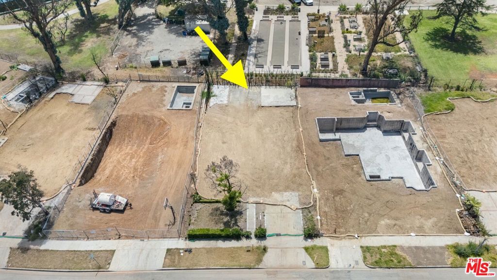821 Alma Real Drive
