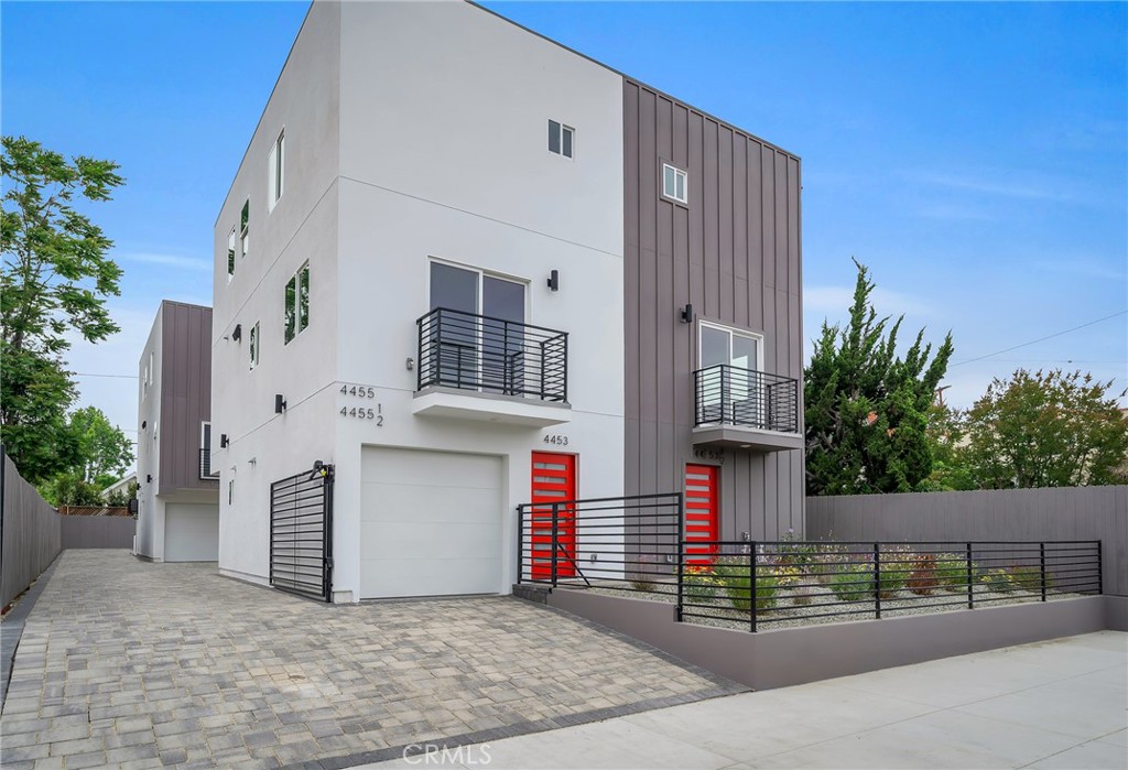 Luxury townhome in a prime location in Studio City. This is an amazing upscale brand-new construction. This townhome is 3 levels, on the FIRST LEVEL is a small reception area with a Bedroom & Full Bathroom which is ideal for guests, parents or in-laws. The SECOND LEVEL includes a sleek modern kitchen with stainless steel appliances, quartz countertops, high-quality finishes, balconies, natural light with windows, and an inviting open floorplan with another sizable room to be used as an ADDITIONAL LIVING ROOM, family, entertainment room or a 4th bedroom. The THIRD LEVEL has 2 Master Bedrooms with 2 Master Bathrooms. ALL BEDROOMS comes with flat screen TVs & Mini Fridges. ALL BATHROOMS are high end finished coming with attached blow hair dryers. You have one garage with EV Car Charge and two private parking spaces and the building has a gate for privacy and security. Each unit has their own separate private entrance alongside its own washer and dryer. Come enjoy this A+ location close to the new Shops at Sportman Lodge that features stores, shops, and restaurants including Erewhon, Equinox, Moorpark Tujunga Village shops, the Aroma Cafe, Vitellos Italian, Caioti, Gelato Bar. The location is in close proximity to Sherman Oaks, Hollywood, Universal Studios, local restaurants, parks, and many entertainment places on Ventura Blvd and is perfectly located near freeways like the 101, 170, and 134. Just minutes away from Universal Studios, CBS Studios, Ventura Blvd and the highly desirable Colfax Charter elementary school.