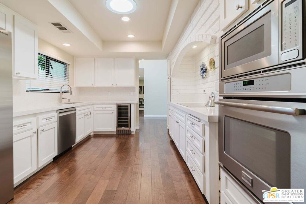Canyon Cove-805 - Residential