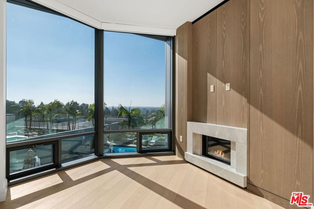 211 Elm Court 3B