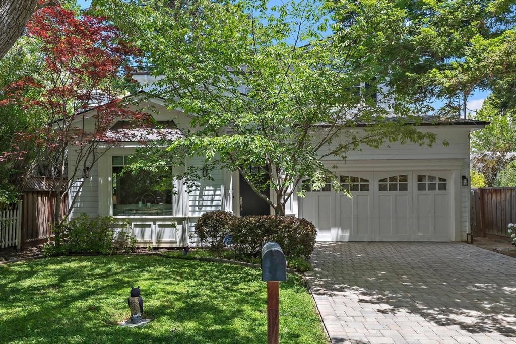 Beautiful 4 Bedroom 4 Bathroom Home in Award Winning Las Lomitas School District. Formal Entry. Elegant Living Room with Fireplace and Vaulted Ceilings. Formal Dining Room. Chef's Eat-in Kitchen with Center Island with Sink, Stainless Steel Appliances, and Walk-in Pantry Opens to Spacious Family Room with Fireplace and Built-ins. Main Level Bedroom and Full Bathroom. 4 Spacious Bedrooms. 4 Bathrooms. Primary Suite Retreat Features Walk-in Closet, Double Sinks, Oversized Tub, and Stall Shower. Upstairs Bedroom Suites and Laundry Room. Lovely Landscaped Yard. Award Winning Las Lomitas School District