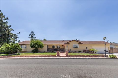 Photo of 20030 Squire Drive, Covina, CA 91724 (MLS # CV25191882)