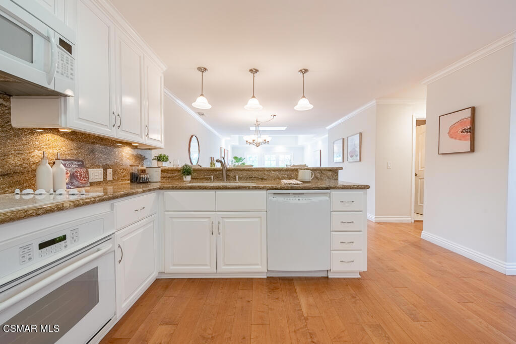 32109 Beachview Lane